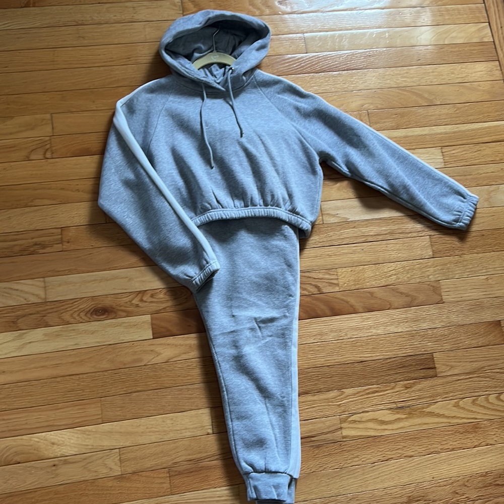 Cool Sweatsuit